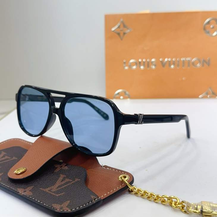 Picture of Louis Vuitton Sunglasses _SKUfw76771349fw